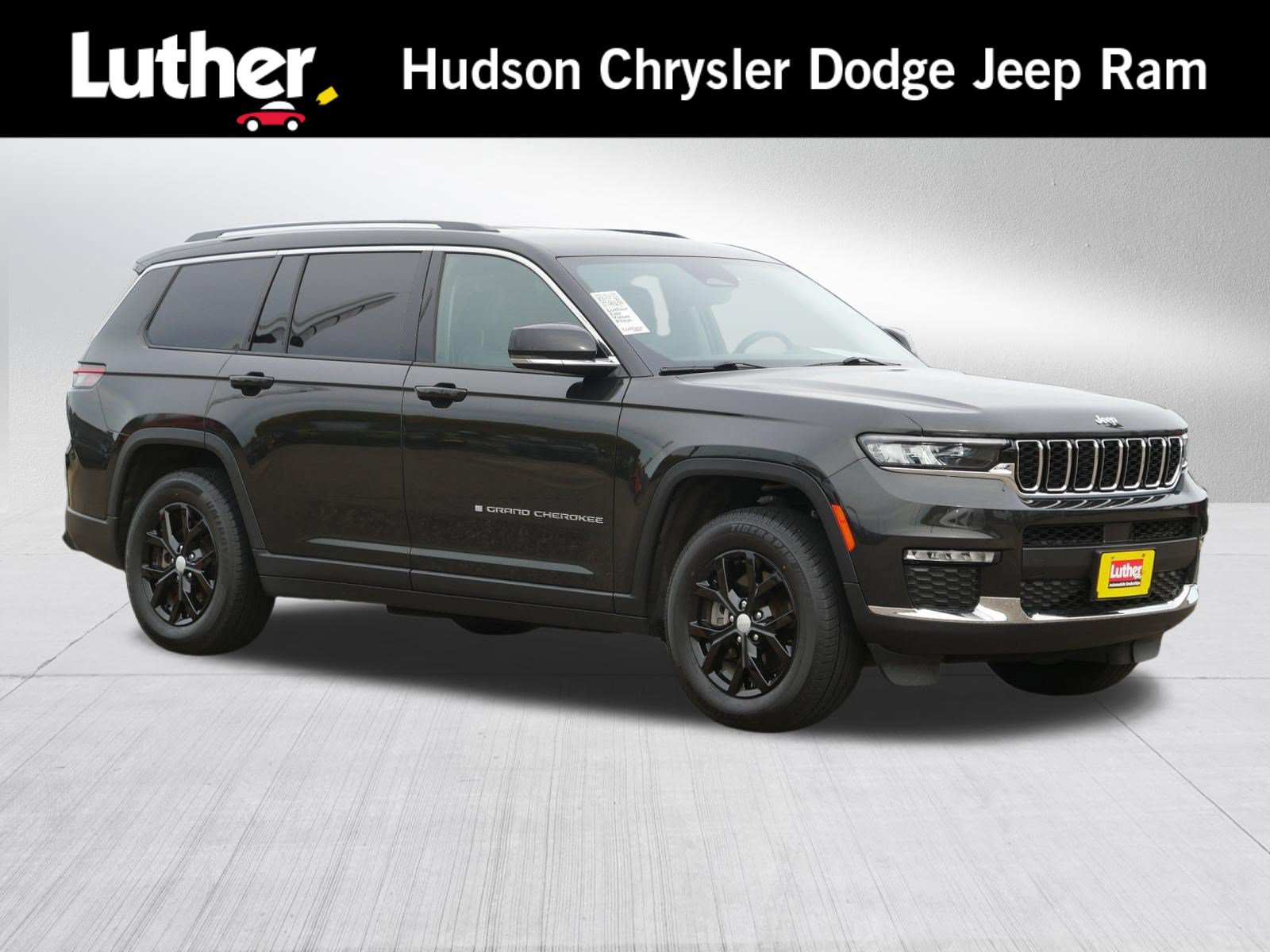 Used 2023 Jeep Grand Cherokee L Limited w/ Trailer Tow Group (B) AWD/4WD image 1