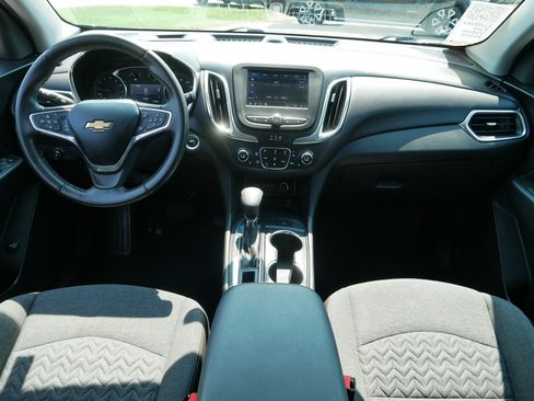 Used 2022 Chevrolet Equinox LT AWD/4WD image 10