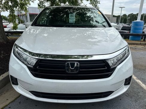 Used 2023 Honda Odyssey EX-L image 2