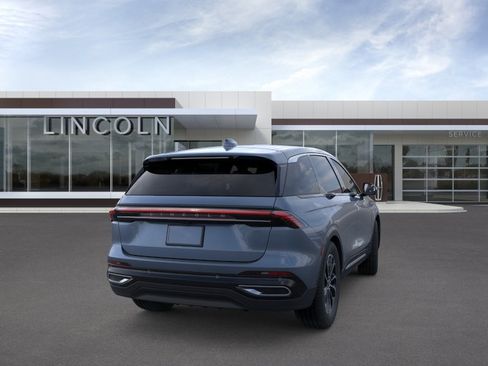 New 2026 Lincoln Nautilus Premier AWD/4WD image 8