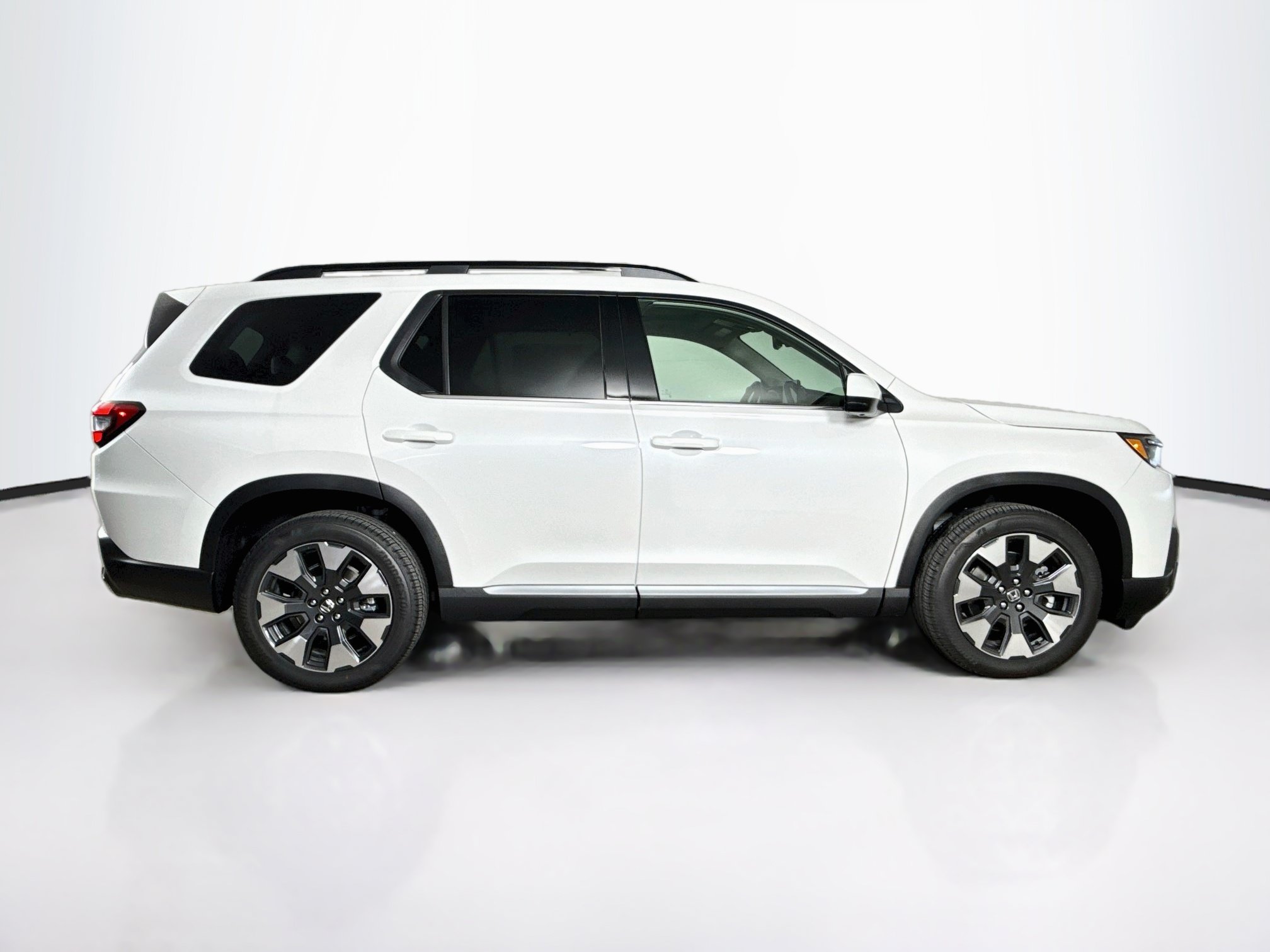 New 2026 Honda Pilot Elite image 2