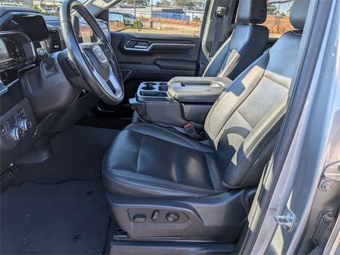Used 2024 GMC Sierra 1500 SLT image 15