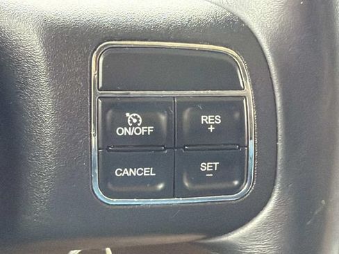 Used 2012 Jeep Wrangler Sahara w/ Connectivity Group AWD/4WD image 22