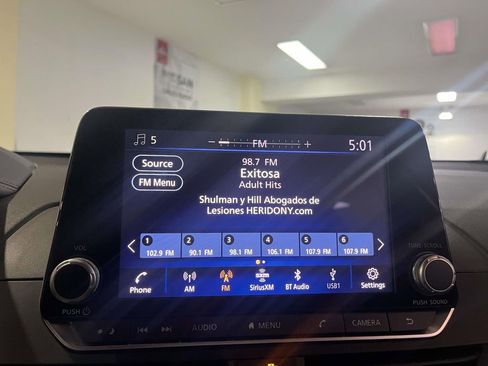 Used 2024 Nissan Altima 2.5 SR image 17