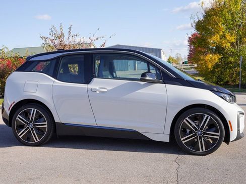 Used 2021 BMW i3 image 9