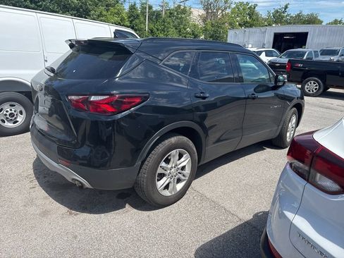 Used 2022 Chevrolet Blazer LT AWD/4WD image 4
