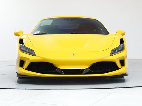 Certified 2022 Ferrari F8 Tributo RWD image 12