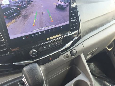 Used 2025 Ford Transit 350 XLT image 23