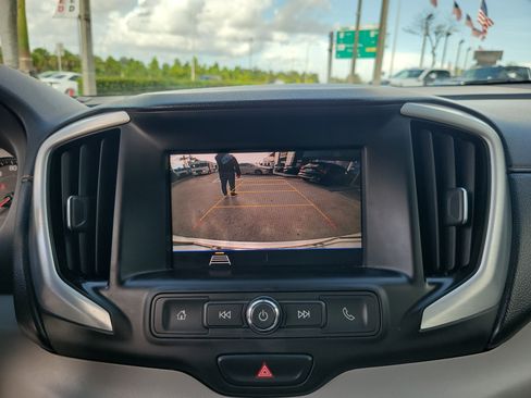 Used 2020 GMC Terrain SLE FWD image 10
