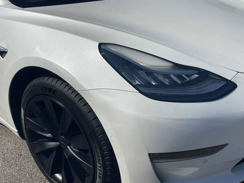 Used 2020 Tesla Model 3 Standard Range Plus RWD image 12