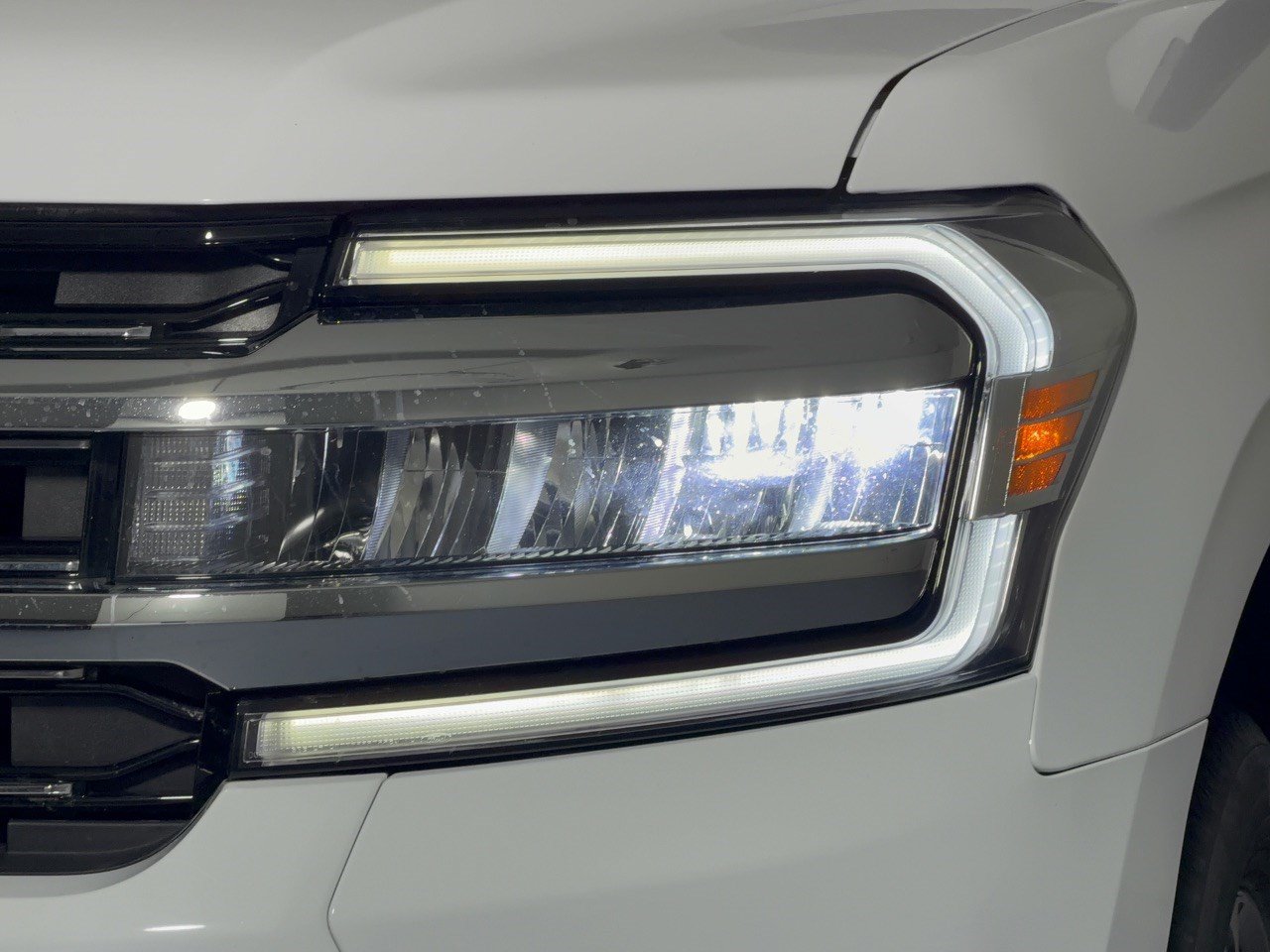Used 2024 Ford Expedition Max Limited RWD image 12