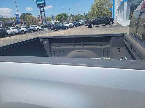 Used 2017 Chevrolet Colorado LT w/ LT Convenience Package image 13