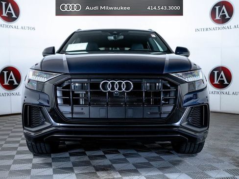 Used 2023 Audi Q8 Premium Plus w/ Premium Plus Package AWD/4WD image 2