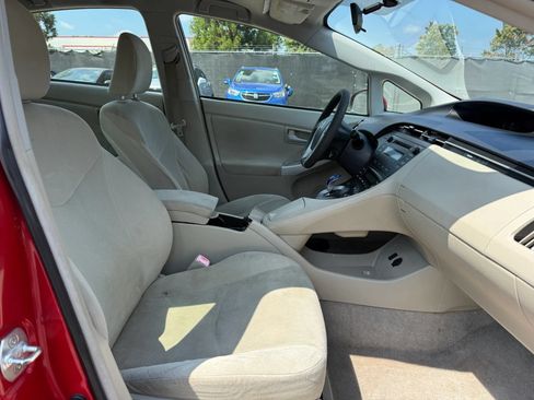 Used 2011 Toyota Prius Two FWD image 18