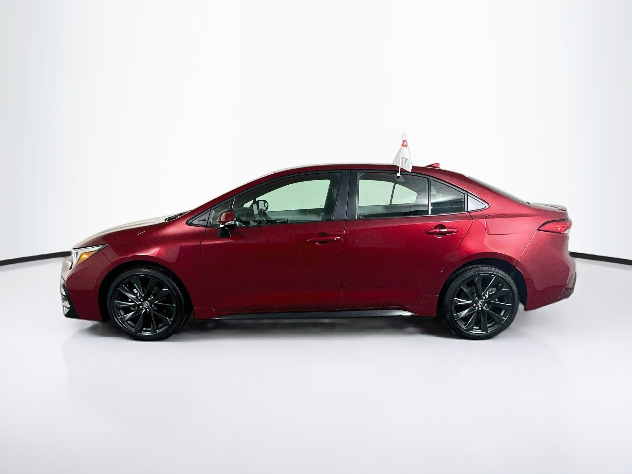 Used 2024 Toyota Corolla SE FWD image 6