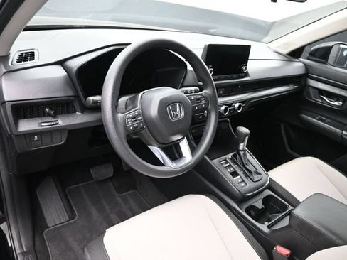 Used 2025 Honda CR-V EX image 20