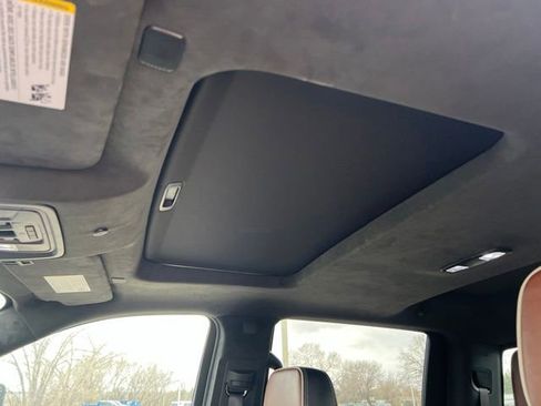 Used 2025 GMC Sierra 2500 Denali Ultimate AWD/4WD image 17