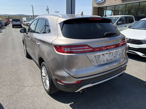 Used 2019 Lincoln MKC Premiere AWD/4WD image 4