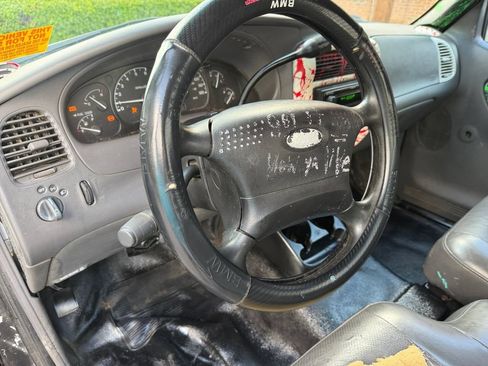 Used 2003 Ford Ranger 2WD Regular Cab image 15