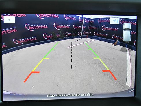 Used 2024 Ford Bronco Big Bend image 17