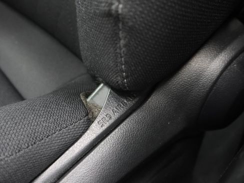 Used 2024 Toyota Corolla LE FWD image 39