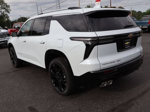 New 2026 Chevrolet Traverse High Country AWD/4WD image 3