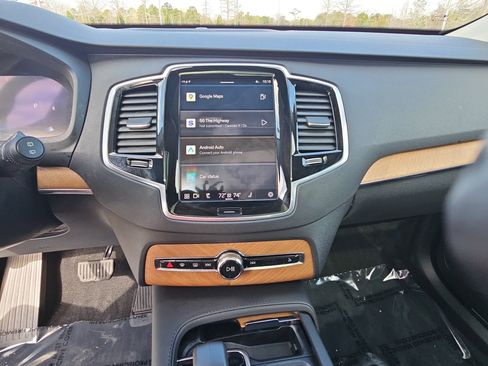 Used 2024 Volvo XC90 B6 Plus w/ Protection Package Premier image 21