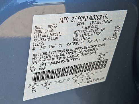 Used 2025 Ford Maverick Lariat w/ 4K Tow Package AWD/4WD image 28
