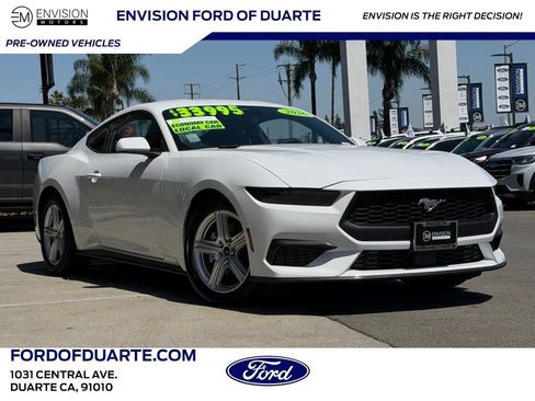 Used 2026 Ford Mustang Coupe RWD image 1