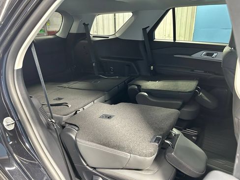 New 2026 Ford Explorer Active w/ Active Comfort Package AWD/4WD image 48