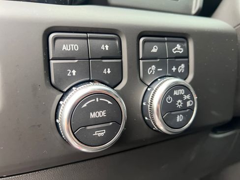 Used 2024 GMC Sierra 1500 Denali image 16