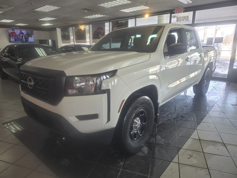 Used 2022 Nissan Frontier S RWD image 1