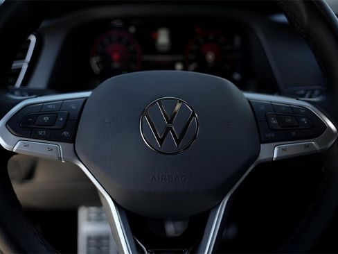 Used 2024 Volkswagen Atlas Cross Sport SEL Premium R-Line image 14