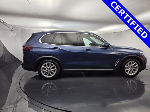 Used 2023 BMW X5 xDrive45e w/ Luxury Seating Package image 12