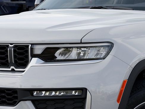 New 2026 Jeep Grand Cherokee L Limited RWD image 10