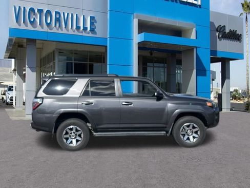 Used 2020 Toyota 4Runner TRD Off-Road image 4