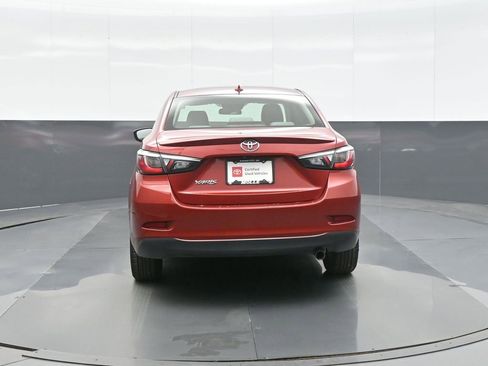 Certified 2019 Toyota Yaris LE image 6