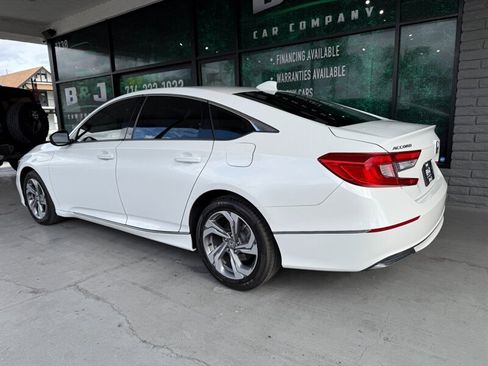 Used 2018 Honda Accord EX image 6
