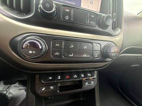 Certified 2022 GMC Canyon Denali image 38