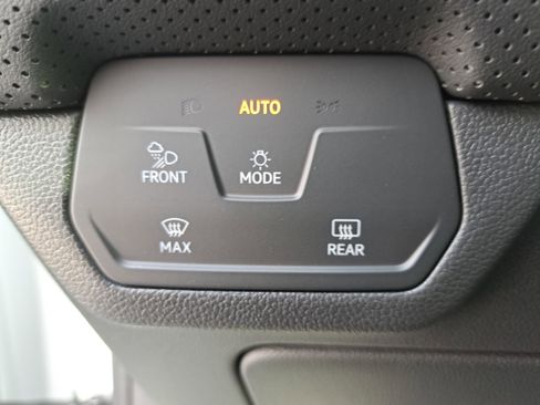 New 2026 Volkswagen Atlas SEL Premium R-Line image 28