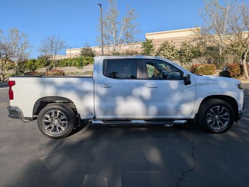 Used 2019 Chevrolet Silverado 1500 LT w/ All-Star Edition image 4