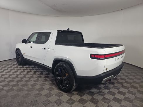 Used 2023 Rivian R1T Adventure image 3