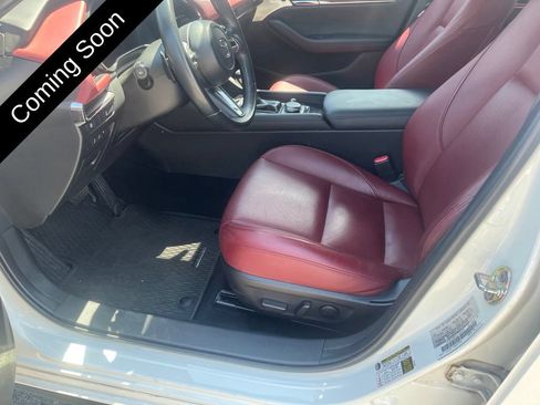 Used 2020 MAZDA MAZDA3 Hatchback w/ Premium Package FWD image 9