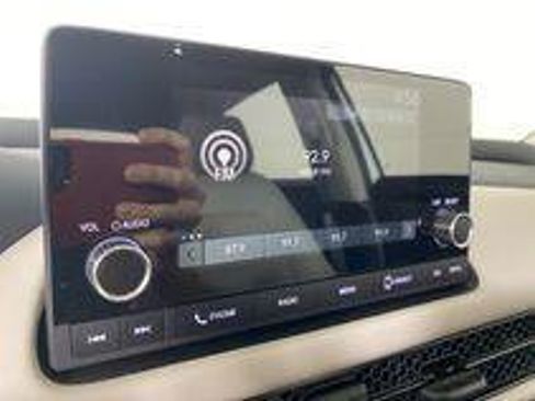 Used 2023 Honda HR-V LX image 21