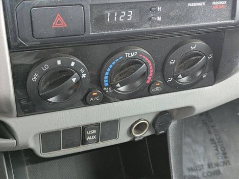 Used 2012 Toyota Tacoma 4x4 Double Cab image 14