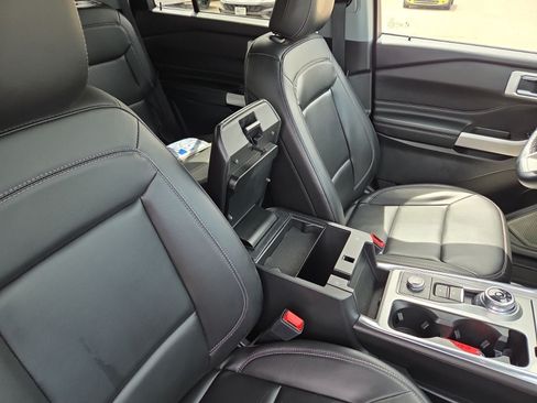 Certified 2023 Ford Explorer XLT w/ Equipment Group 202A AWD/4WD image 40