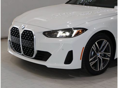 New 2026 BMW 430i w/ Premium Package RWD image 2