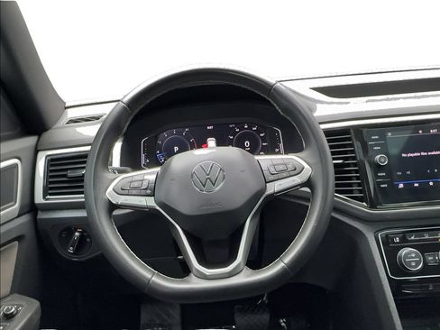 Used 2023 Volkswagen Atlas Cross Sport SE w/ Panoramic Sunroof Package FWD image 34