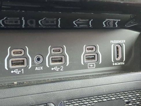 Certified 2025 RAM 2500 Limited AWD/4WD image 26