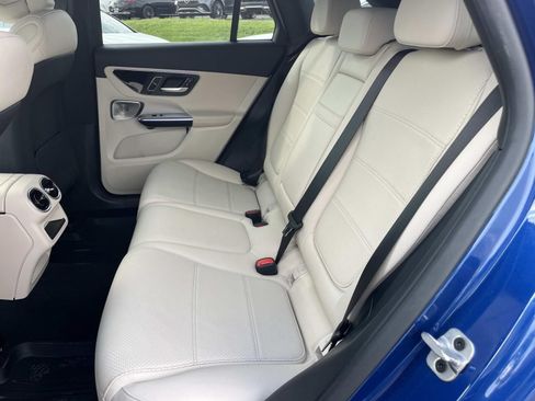Certified 2025 Mercedes-Benz GLC 300 image 17